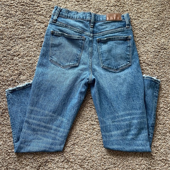 Pre-Owned Madewell High-Rise Slim Boyjean | Size 25 | Good Condition - Picture 5 of 6